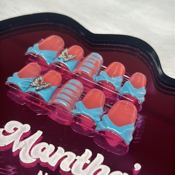 Short Duck Nails | Size Large with Blue French Tips & 3D Butterfly Charms | Free - Picture 4 of 5